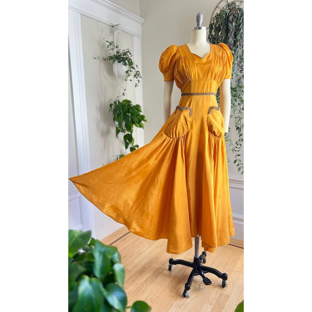 Vintage 1940s Gown 40s Gold Yellow Sweetheart Formal Evening Party Maxi Dress - Picture 4 of 13